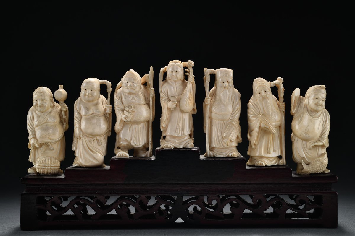 古美術　骨董品　マンモス　彫刻品 ◇鶴鳴堂◇時代物 極細工 古置物 マンモス芯料彫 時代物 所見最大彩絵