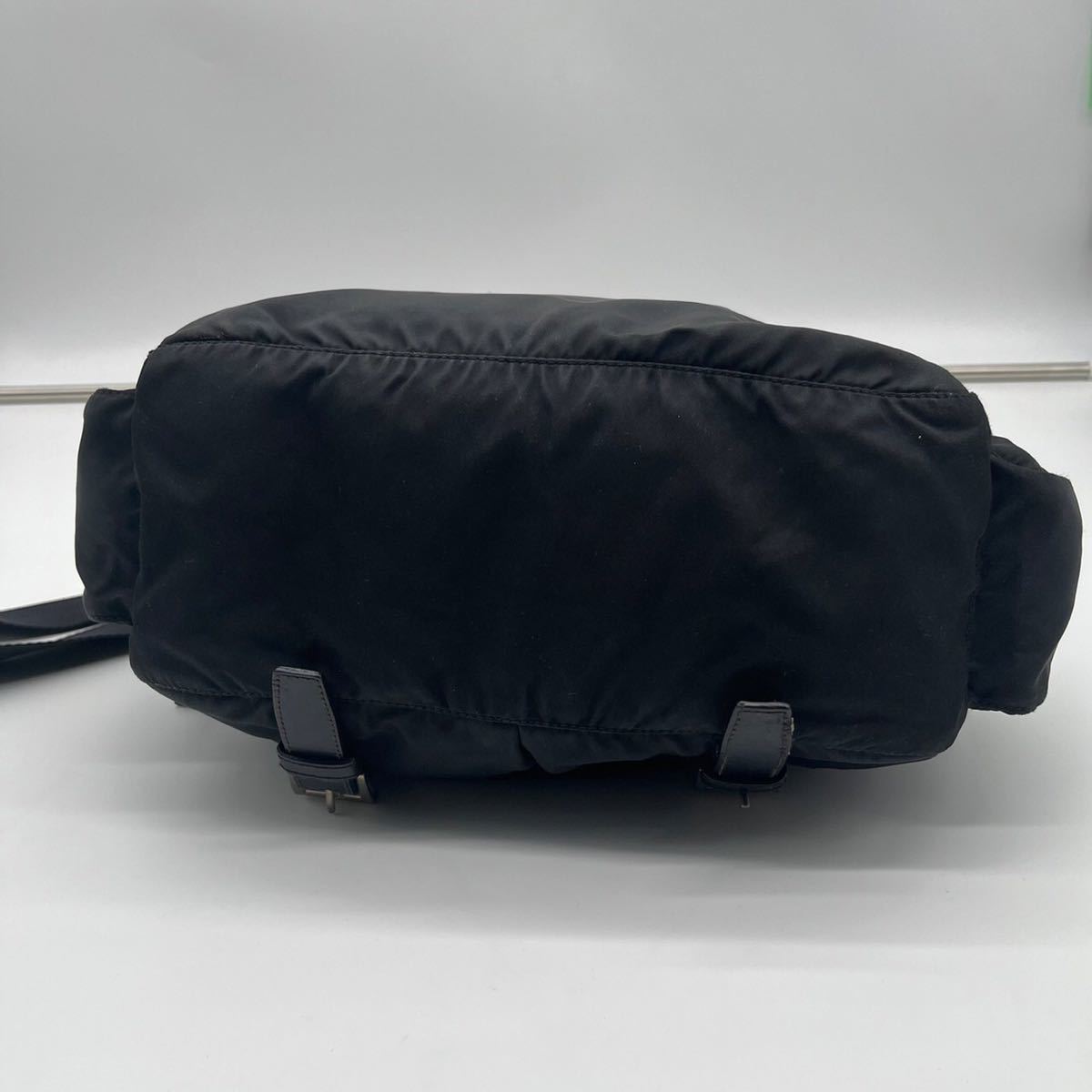 1円【激レア・超美品】PRADA プラダ ショルダーバッグ ボディバッグ ダブルフラップ サフィアーノレザー ナイロン 三角ロゴ ブラック PRADA プラダ ショルダーバッグ 肩掛け◎ アクセサリーポーチ 1円～極美品プラダ