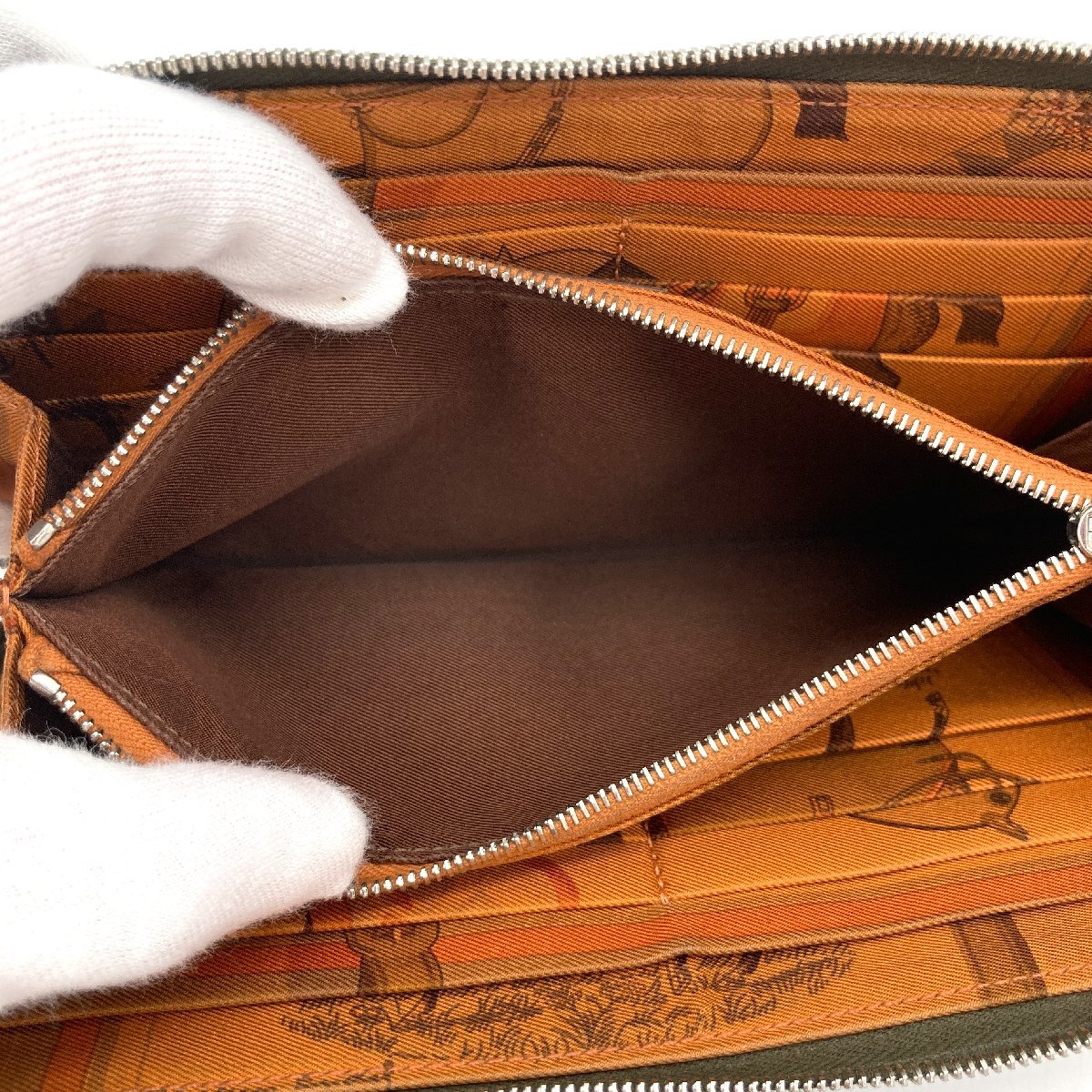 1円 美品 HERMES エルメス 長財布 アザップロング シルクイン □M刻印 ヴォーエプソン ヴェールオリーブ レディース メンズ　【8-5】 HERMES エルメス アザップロング □Ｇ刻印HERMES SＶ金具 □M