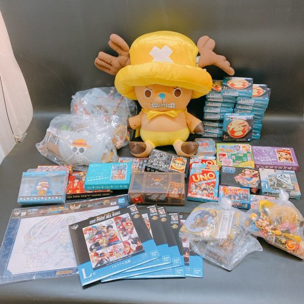 低価，新作 C2-002-120-EV2.5 ワンピース グッズ まとめ 大量 一番くじ アニメ アニメグッズ ぬいぐるみ フィギュア おもちゃ かるた UNO 等(その他)｜売買されたオークション情報、yahooの商品情報をアーカイ その他