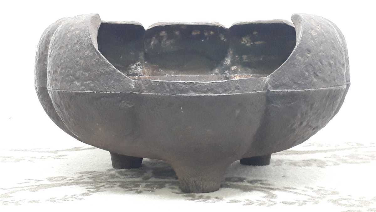 風炉 茶道具 和室 インテリア 茶室 金属製 火鉢 骨董品 火箸 五徳  