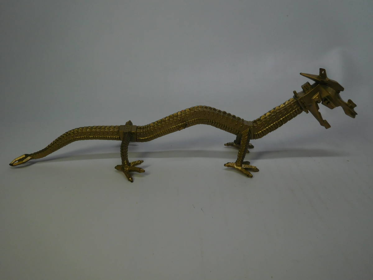 宇宙竜 ナース ウルトラ怪獣 ソフビ人形 全長 約30cm ウルトラマン
