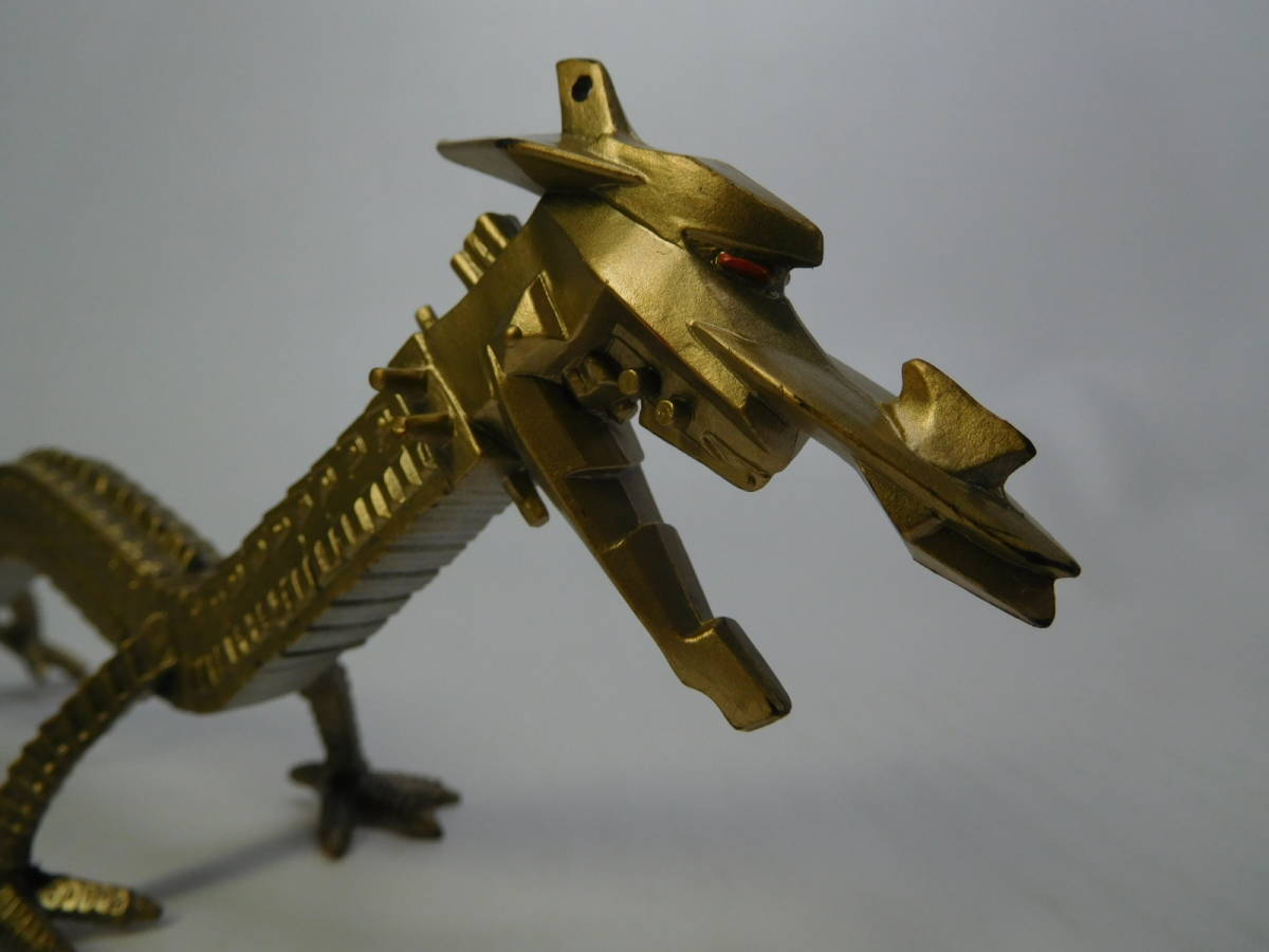 宇宙竜 ナース ウルトラ怪獣 ソフビ人形 全長 約30cm ウルトラマン