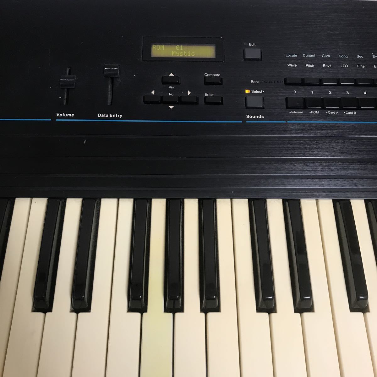 Ensoniq - SQ-2 Music Digital Synthesizer Evolution エンソニック