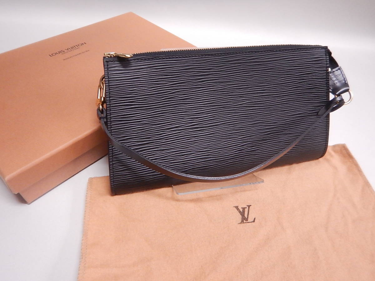 新品同様□LOUIS VUITTON ルイヴィトン エピ レザー ポシェットアクセ