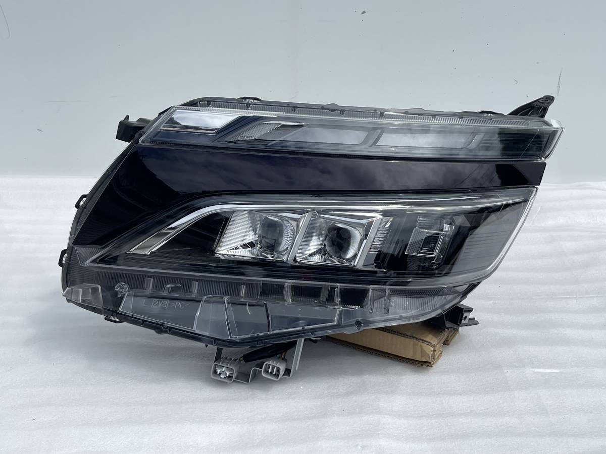 ZRR80 ヴォクシー 左 ヘッドライト LED ヴォクシー ヘッドライト 0