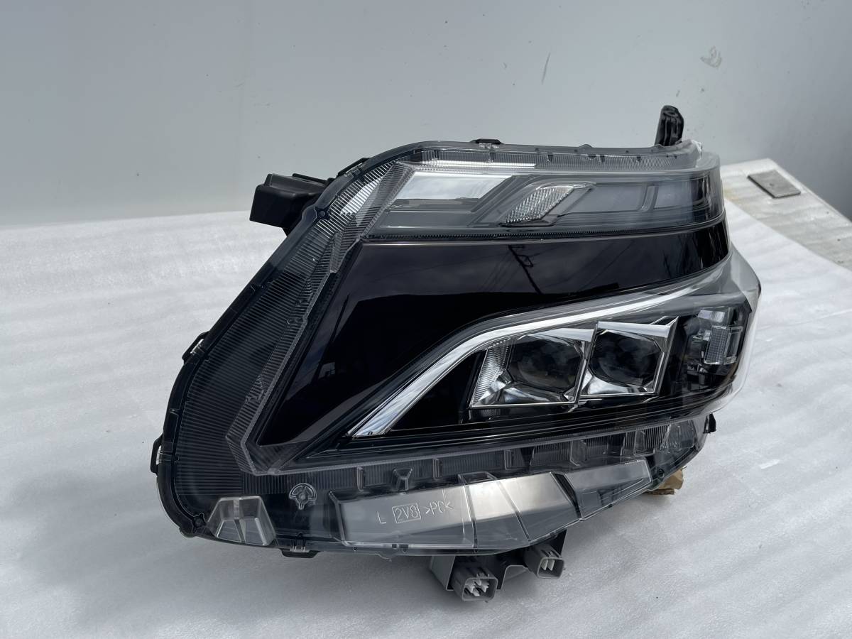 ZRR80 ヴォクシー 左 ヘッドライト LED ヴォクシー ヘッドライト 0