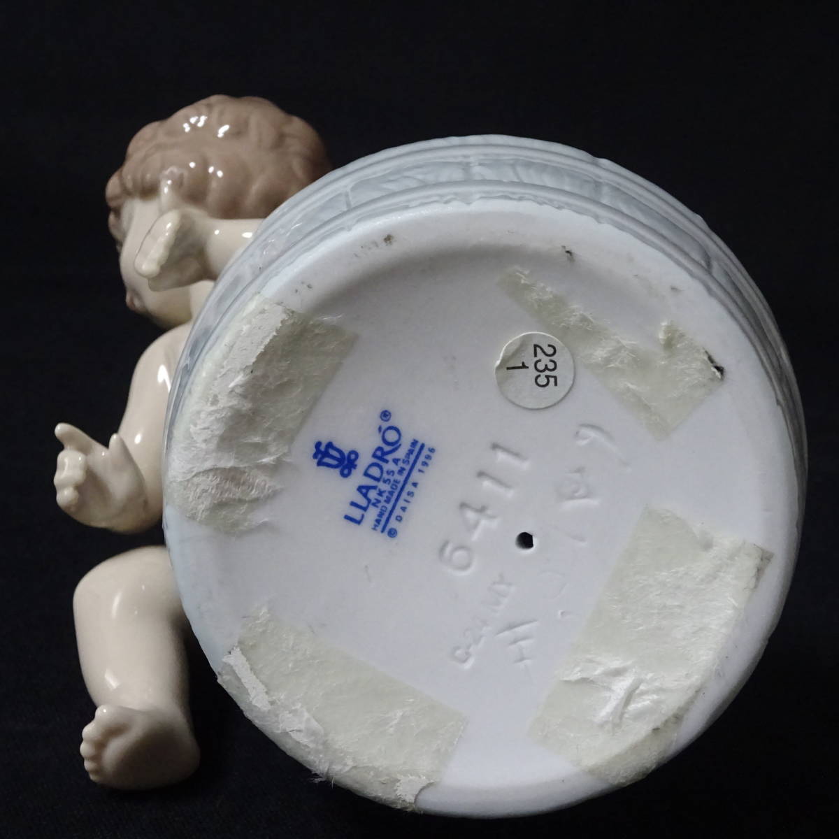 1543002-136】LLADRO リヤドロ 6411/お風呂だよ フィギュリン 陶器人形 