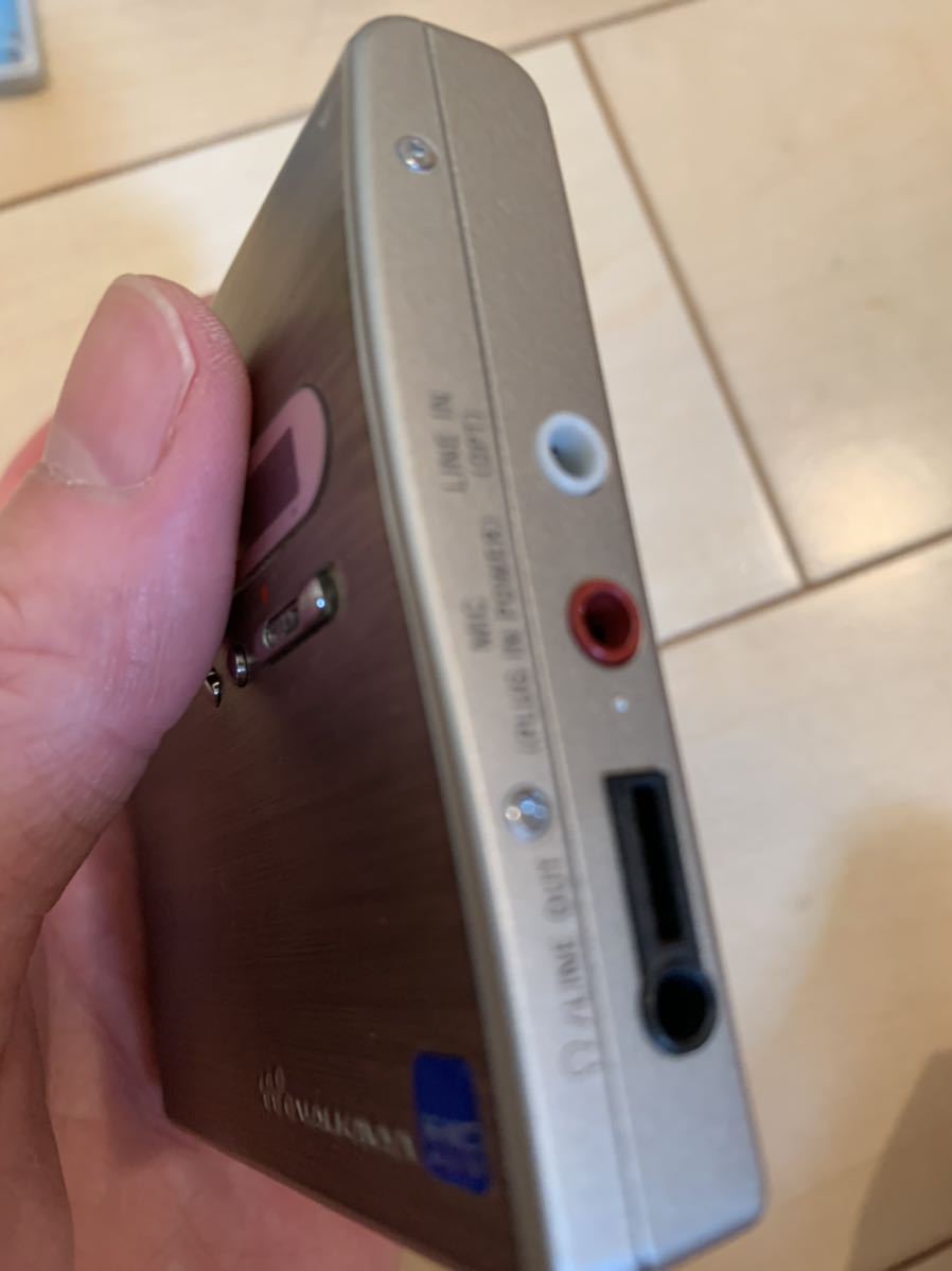 超豪華 SONY ソニー Hi-MD WALKMAN MZ-NH1箱 説明書 ディスク 中古 動