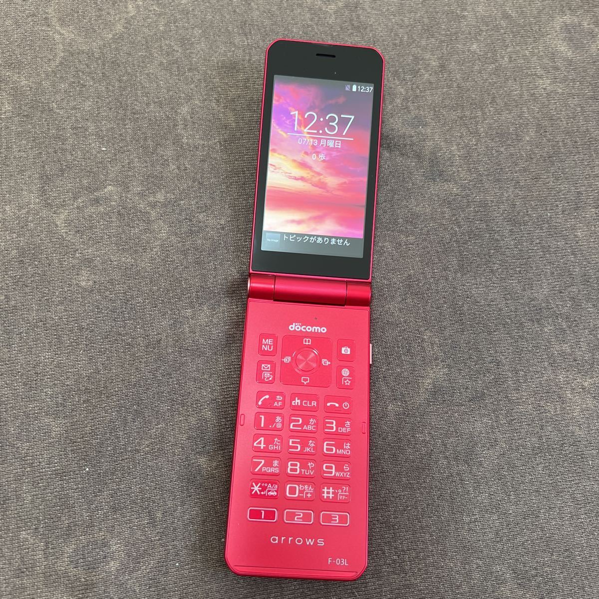 【人気，大得価】 docomo arrows ケータイ F-03L レッド simフリー 判定(携帯電話)｜売買されたオークション情報、yahooの商品情報をアーカイブ公開 - オークファン 富士通