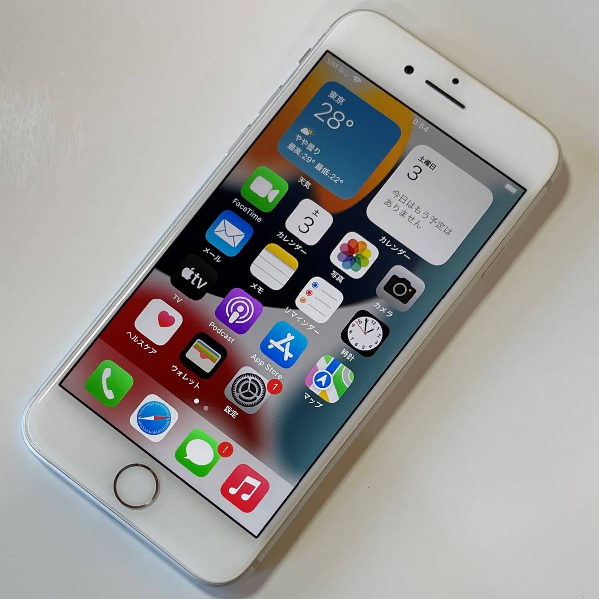 定番人気，限定SALE SIMフリー iPhone 8 シルバー 128GB MX1E2J/A バッテリー最大容量82％ アクティベーションロック解除済(iPhone)｜売買されたオークション情報、yahooの商品情報をアーカイブ公開 - オークファン iPhone