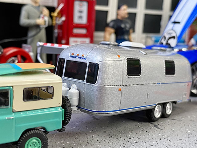 グリーンライト エアストリーム ランドヨットサファリ オーニング