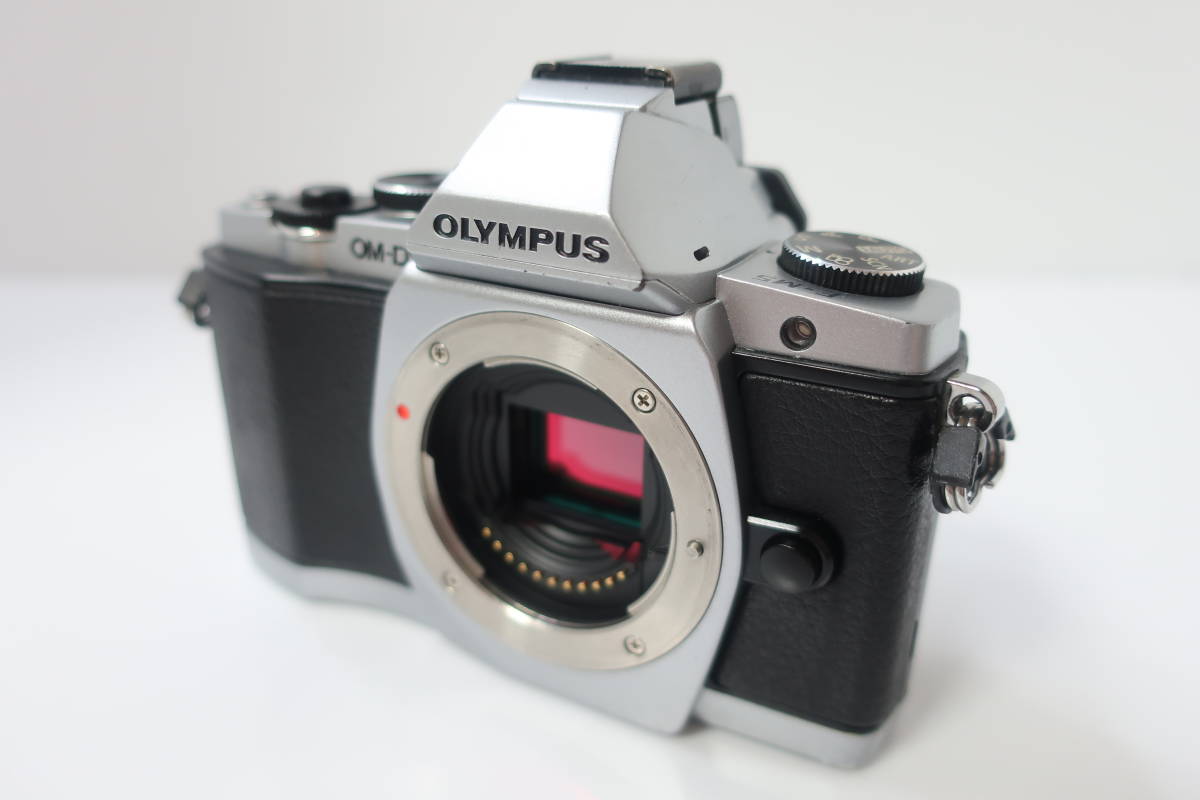 オリンパス OLYMPUS OM-D E-M5 ボディ ☆ジャンク☆ OLYMPUS