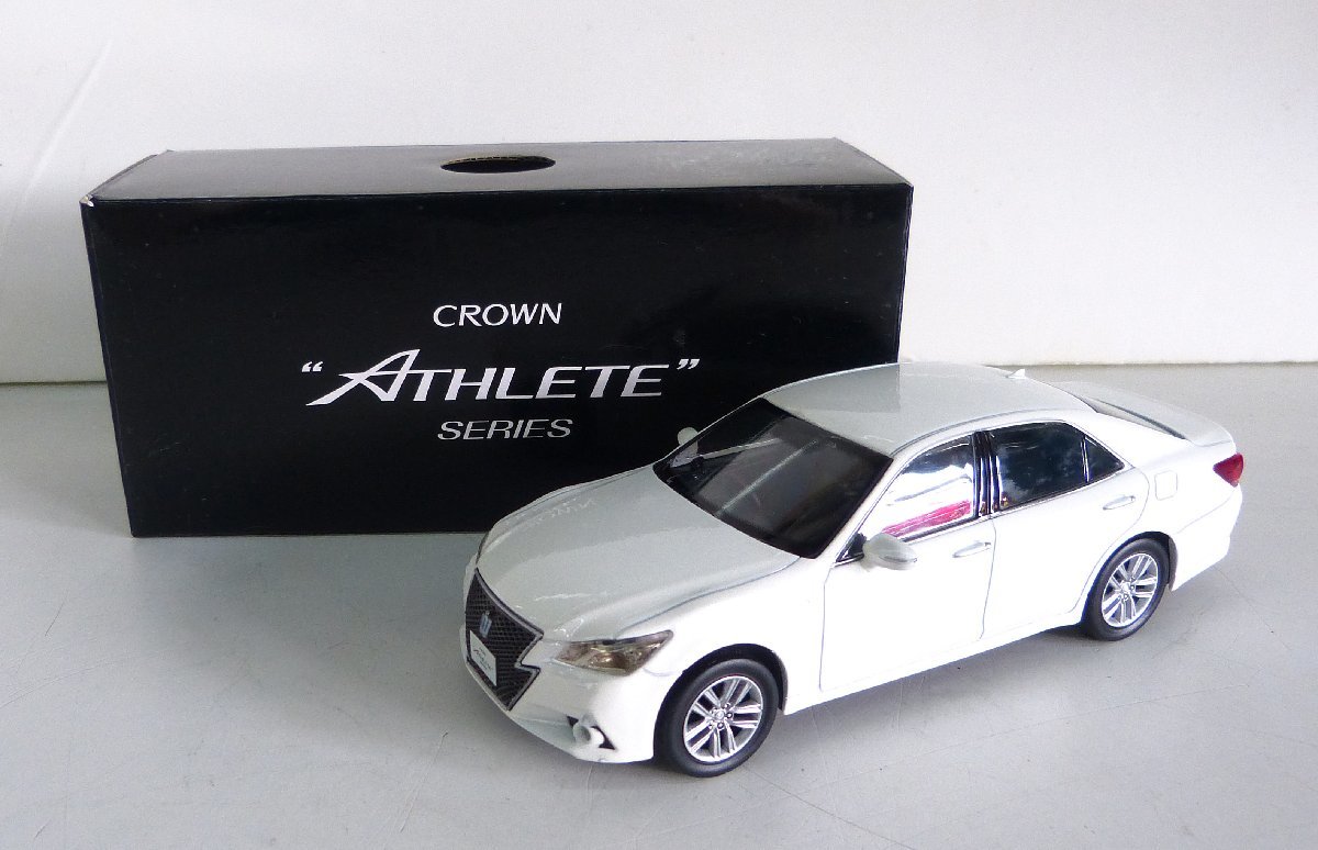 ☆トヨタ 1/30 CROWN ATHLETE/クラウンアスリート 210系 前期 カラー