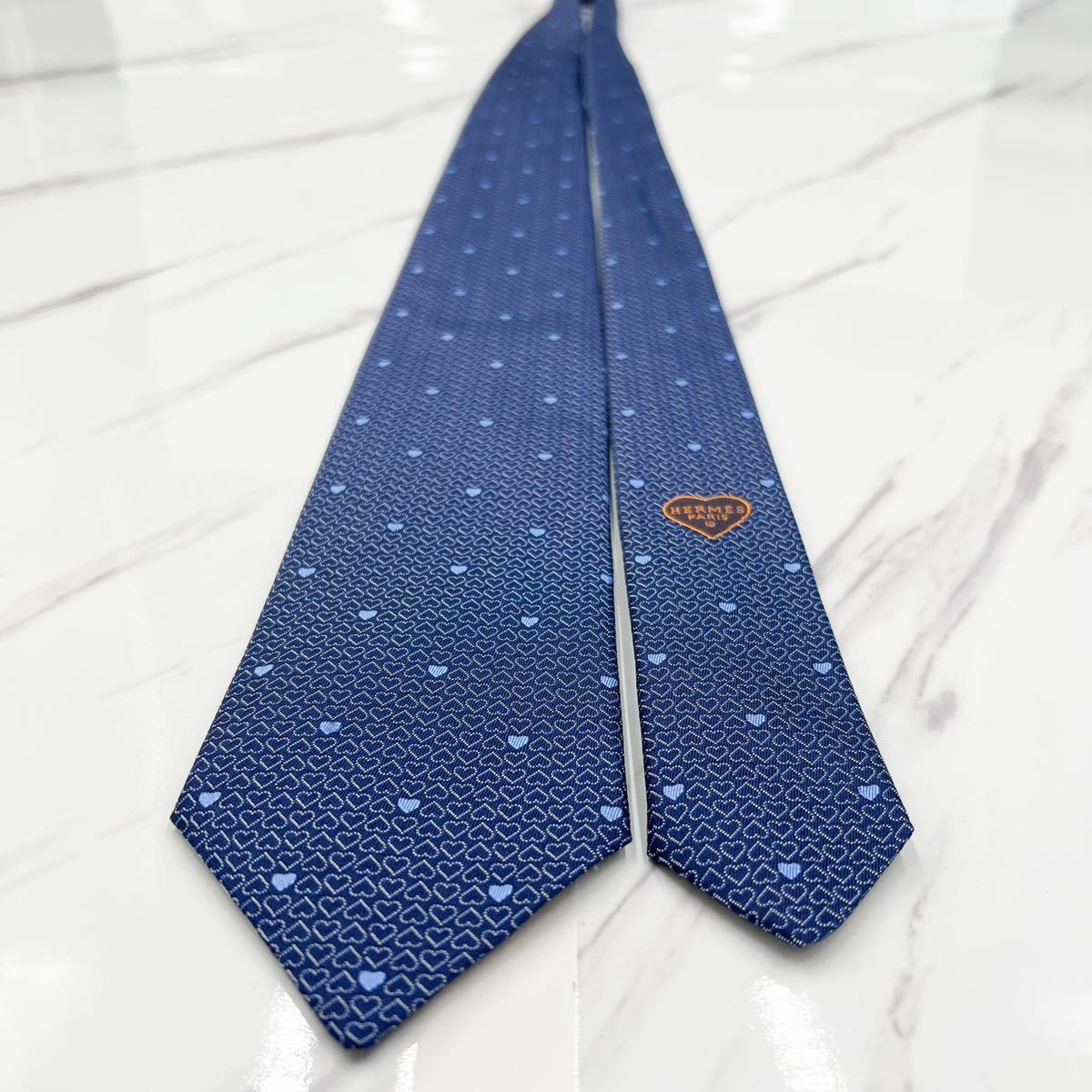 【美品】HERMES ネクタイ　高級シルク　H織　ジャガード　ファソネH 未使用 激レア ネクタイ シルク100% HERMES エルメス ファソネH H柄 織