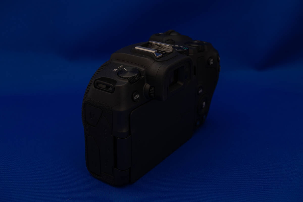 2022年4月購入/送料無料】CANON EOS RP + 予備バッテリー EOS RP Canon