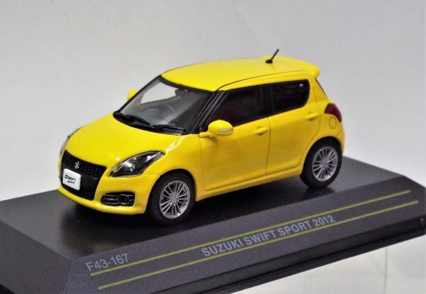 スズキ　1/43　スイフト　スポーツ　ミニカー　イエロー スズキ 1⁄43 スイフトスポーツ | イエロー ZC32S ミニカー スイフト