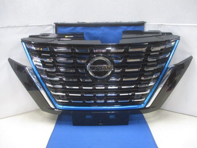 日産 セレナ/ハイウェイスター/e-POWER C27/HFC27 後期 グリル 純正