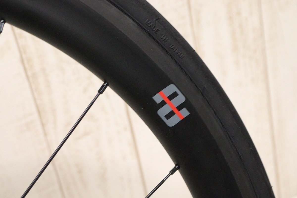 ○ATTAQUE アタッキ 45mm クリンチャー シマノフリー 11s対応 カーボン