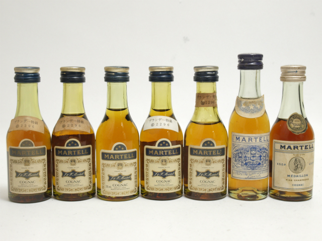 本物保証，爆買い Martell マーテル ミニボトル 30ml前後 7本セット スリースター/VSOPメダイヨン 一部液面低下あり AY90572(マーテル)｜売買されたオークション情報、yahooの商品情報をアーカイブ公開 - オークファ コニャック