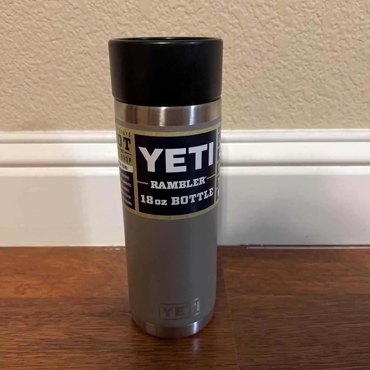 YETI イエティ ランブラー 18オンス ホットショット 水筒タンブラー 