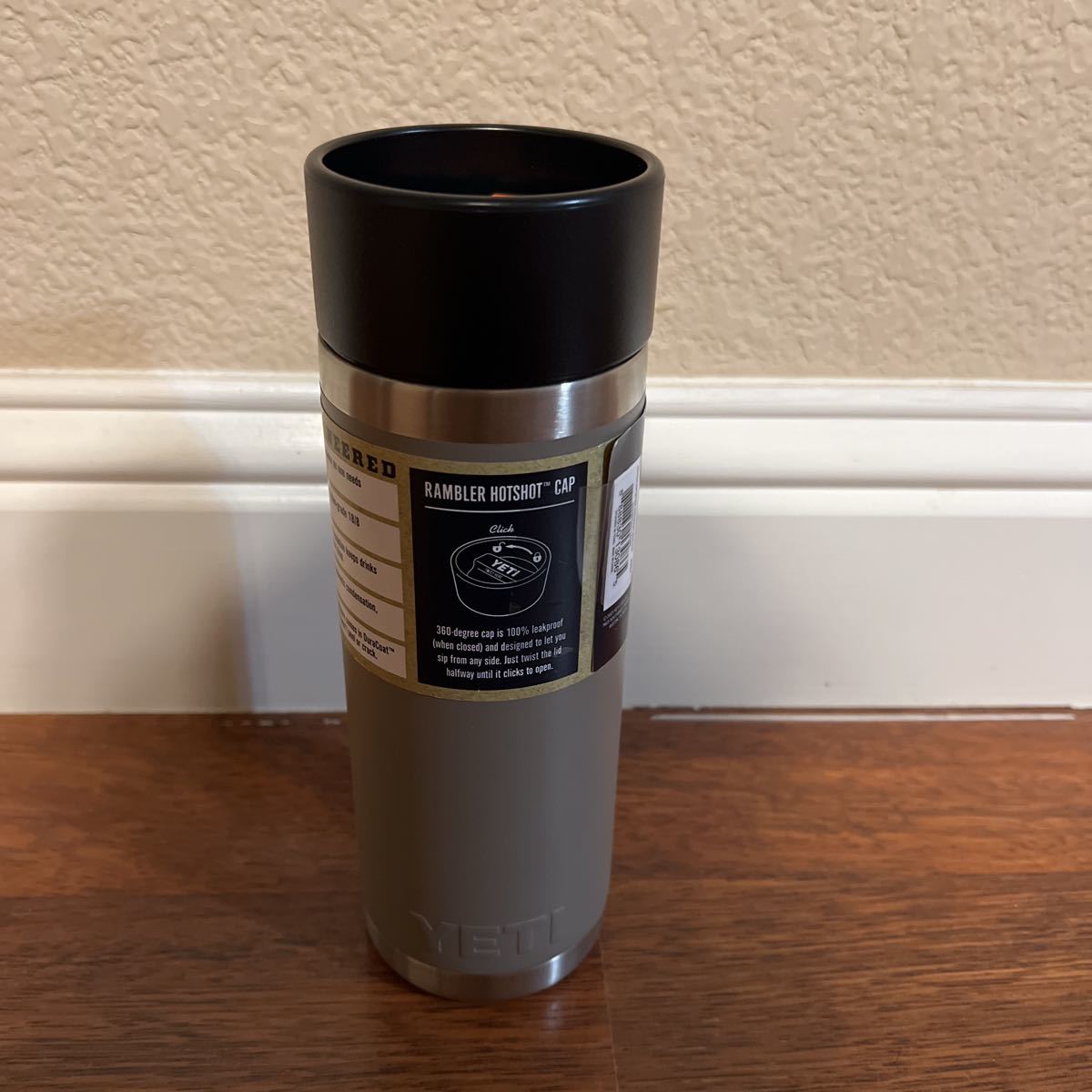YETI イエティ ランブラー 18オンス ホットショット 水筒タンブラー 