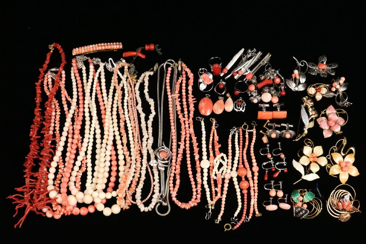 サンゴ まとめて 大量 約535g 赤珊瑚 シルバー ネックレス ブローチ トップ イヤリング 等 コーラル SILVER ★いろどり★4 ≪1年保証付き≫ 赤珊瑚3.5ミリ玉シルバー 上品 希少 貴重 大人 女性 レディース ブレスレット 3月 誕生石 珊瑚 アクセサリー ジュエリー  還暦祝 赤 結婚 35周年 プレゼント 本珊瑚 さんご サンゴ | 珊瑚専門店アートコーラル銀座