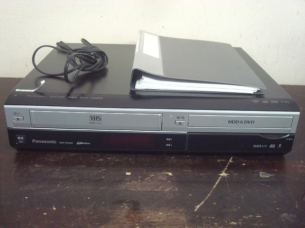 テレビ・映像機器 Panasonic DMR-XW200V DVD/VHSレコーダー 250GB