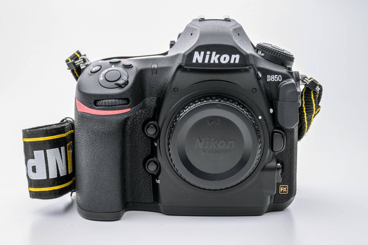 Nikon ニコン D850 シャッター交換+OH済み OH後数百枚撮影のみ 12月 