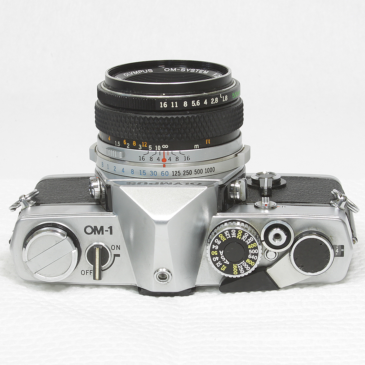 OLYMPUS OM-1 50mm F1.8 105 ☆プリズム腐食なし・露出計稼働☆ 【公式