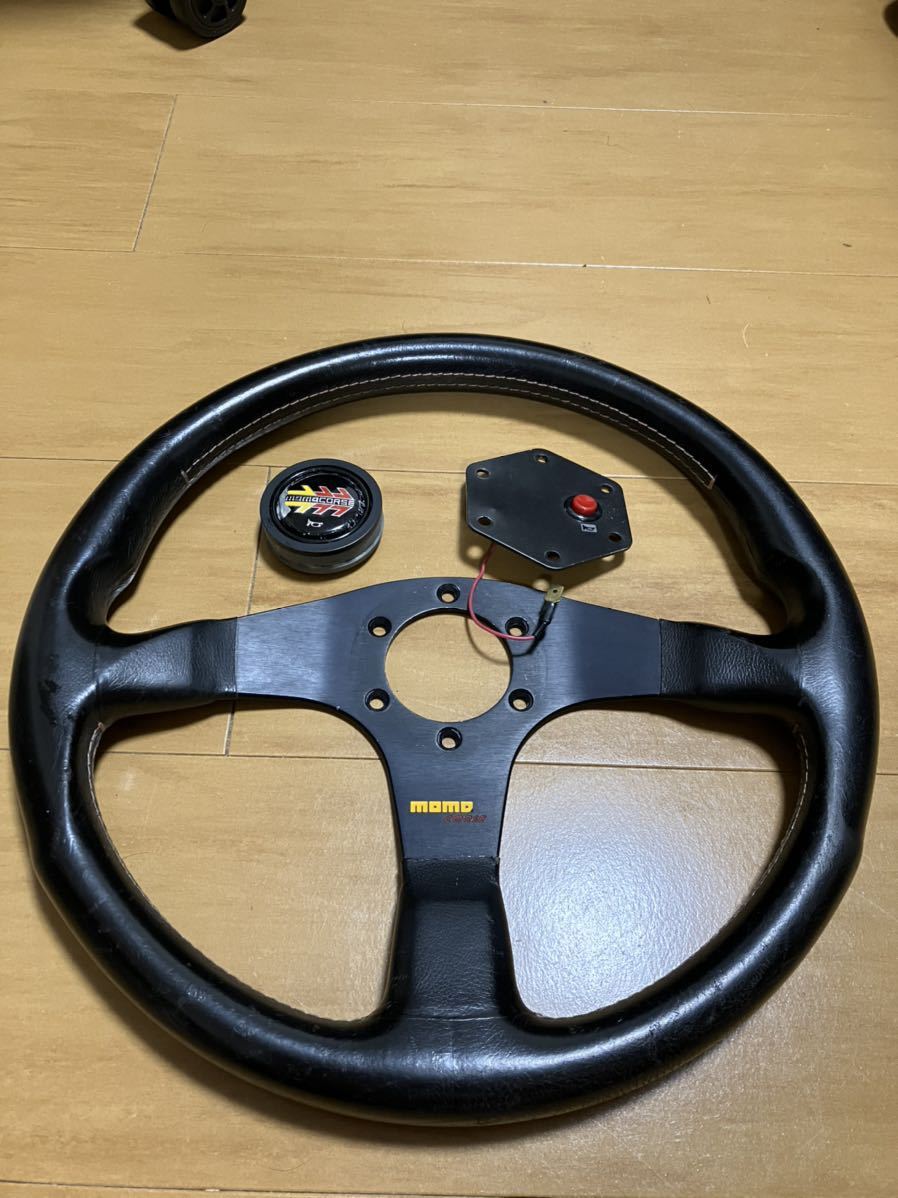  MOMO CORSE モモステアリング コルセ 35&phi; ホーンボタンジャンク品(ステアリング、ハンドル本体)｜売買されたオークション情報、yahooの商品情報をアーカイブ公開 - オークファン ステアリング、ハンドル本体