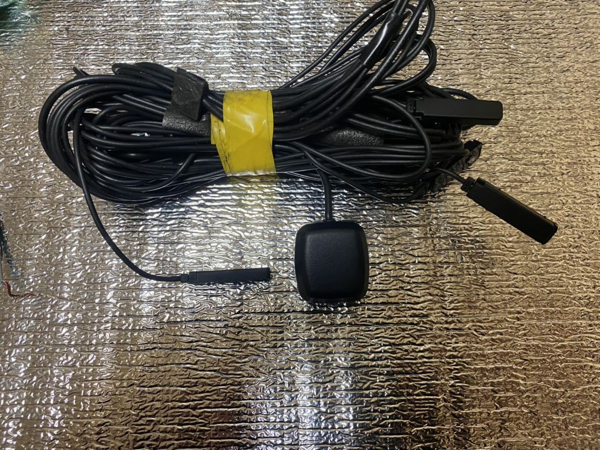 カロッツェリア AVIC-ZH07 中古ナビ CD⁄DVD⁄Bluetooth カロッツェリア