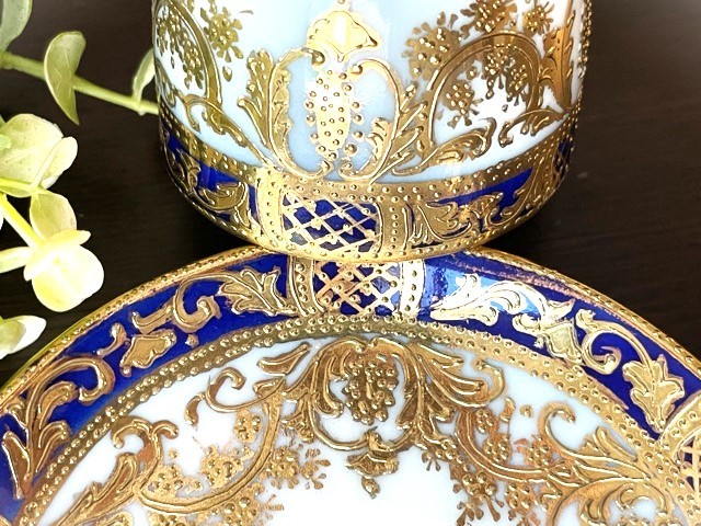 オールドノリタケ 吹暈 メイプル刻印 初期作品 金盛上 白釉盛上 薔薇絵