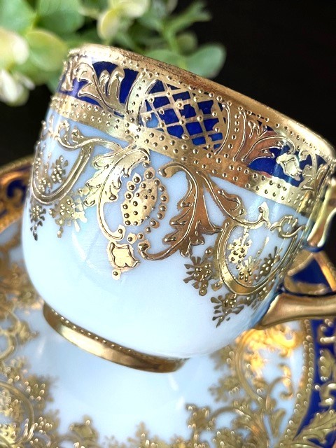 オールドノリタケ 吹暈 メイプル刻印 初期作品 金盛上 白釉盛上 薔薇絵