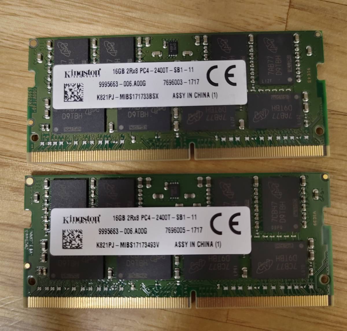 DDR4 32GB 0 16GB PC4-2400T (2x16GB) Crucial RAM ノートPC用メモリ
