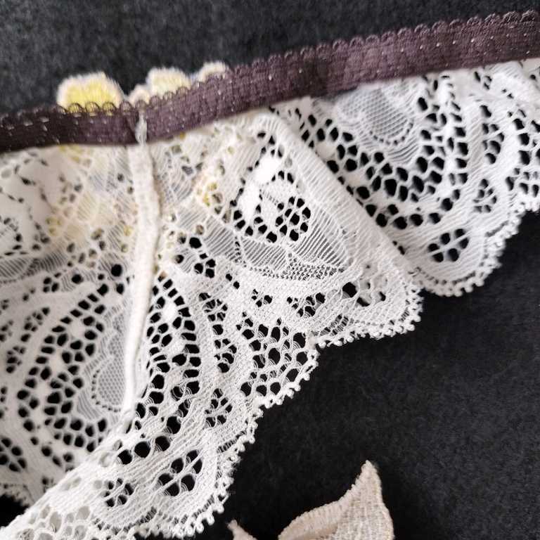サルート 49 ソング単品 M WACOAL 補正下着 タグなし 未使用