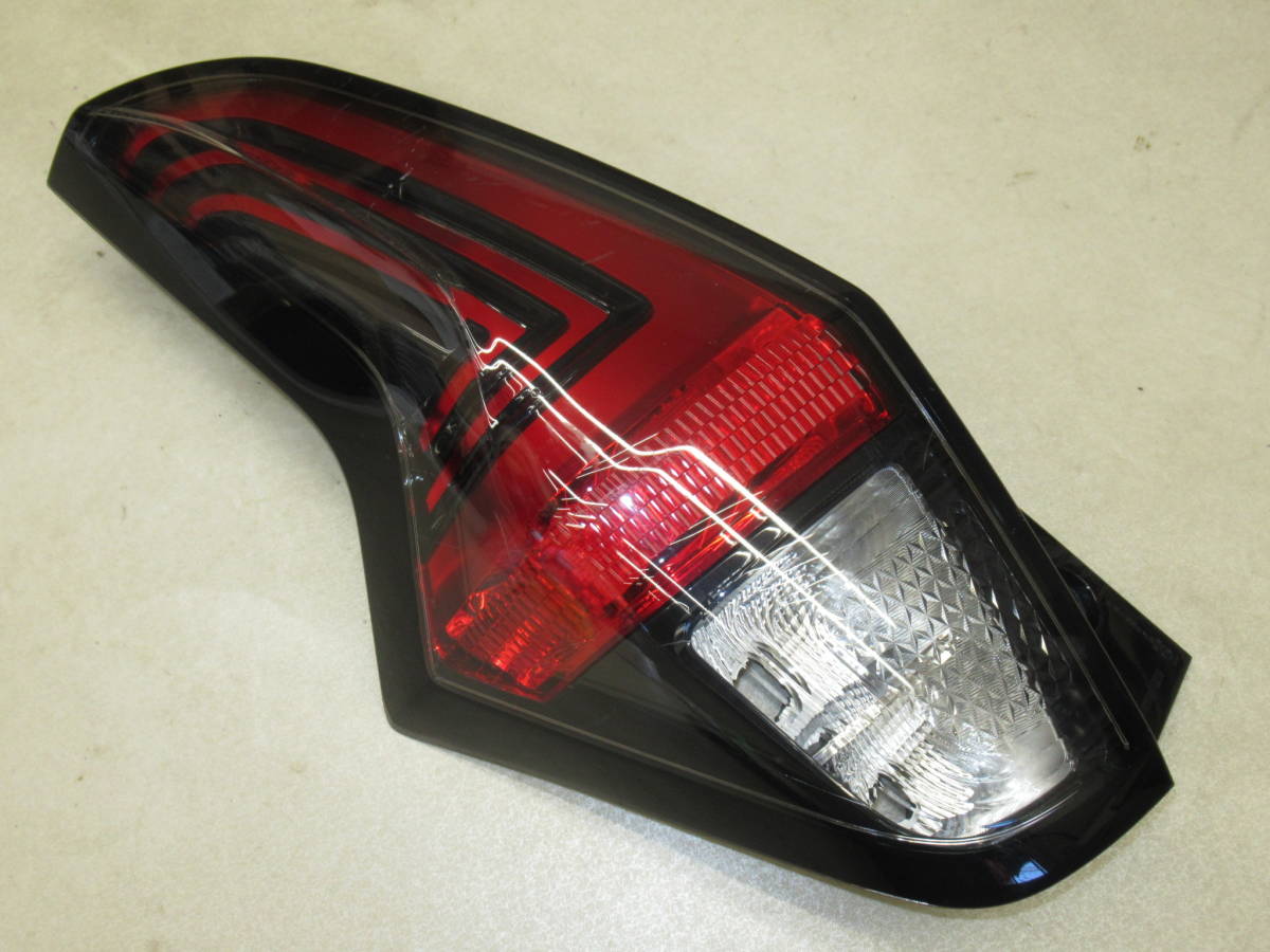 日産 デイズ B43W B44W テールランプ 左右セット ICHIKOH 日産 デイズ B43W B44W テールランプ 左右セット ICHIKOH 【公式通販】