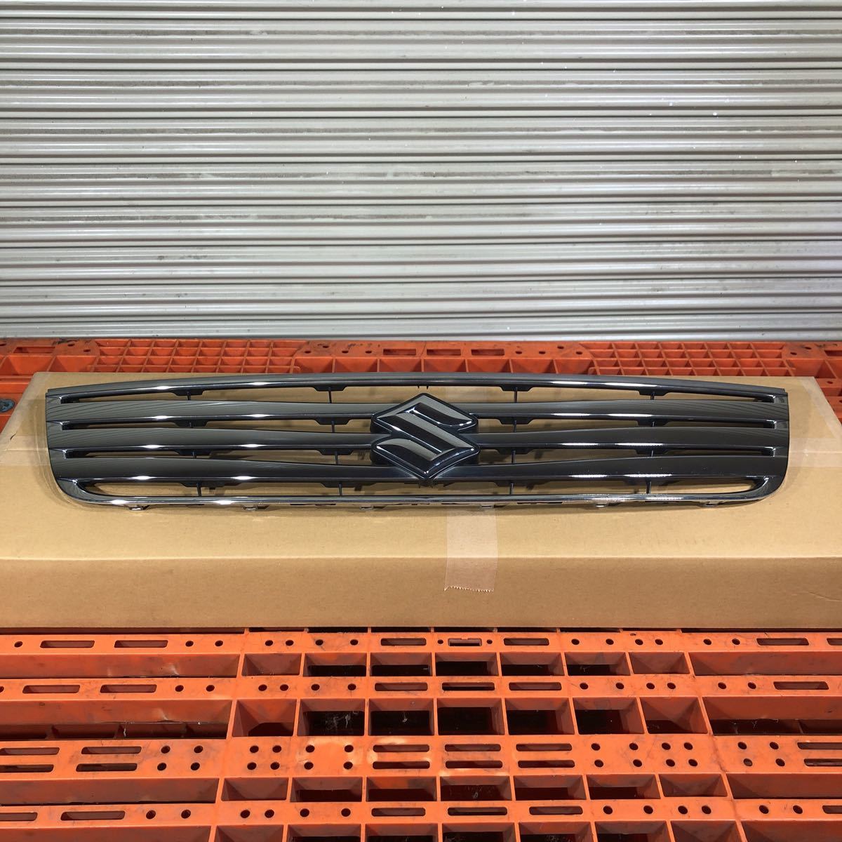 【100%新品，SALE】 SUZUKI スズキ ワゴンR 純正フロントグリル ラジエターグリル メッキ 7174170K2(フロント)｜売買されたオークション情報、yahooの商品情報をアーカイブ公開 - オークファン スズキ用