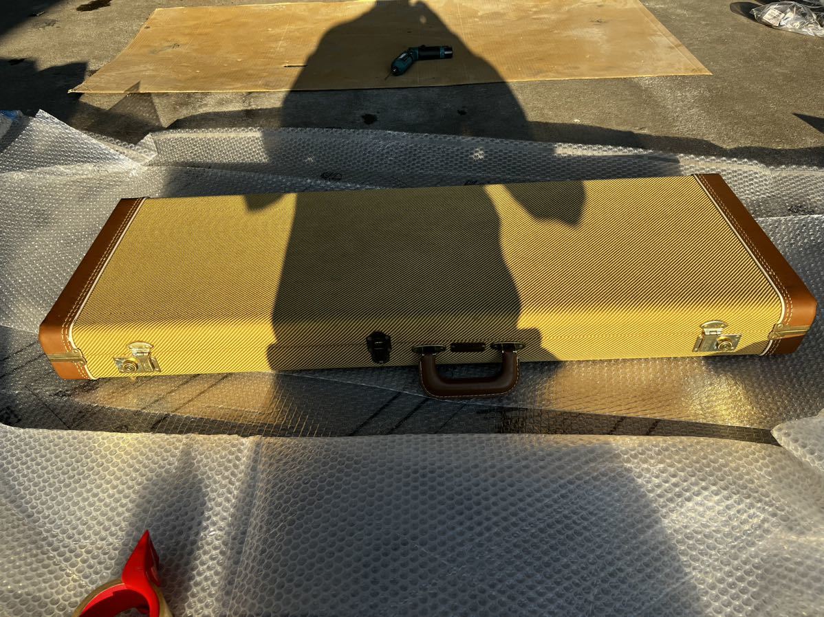 FENDER フェンダー　ツイード　ハードケース