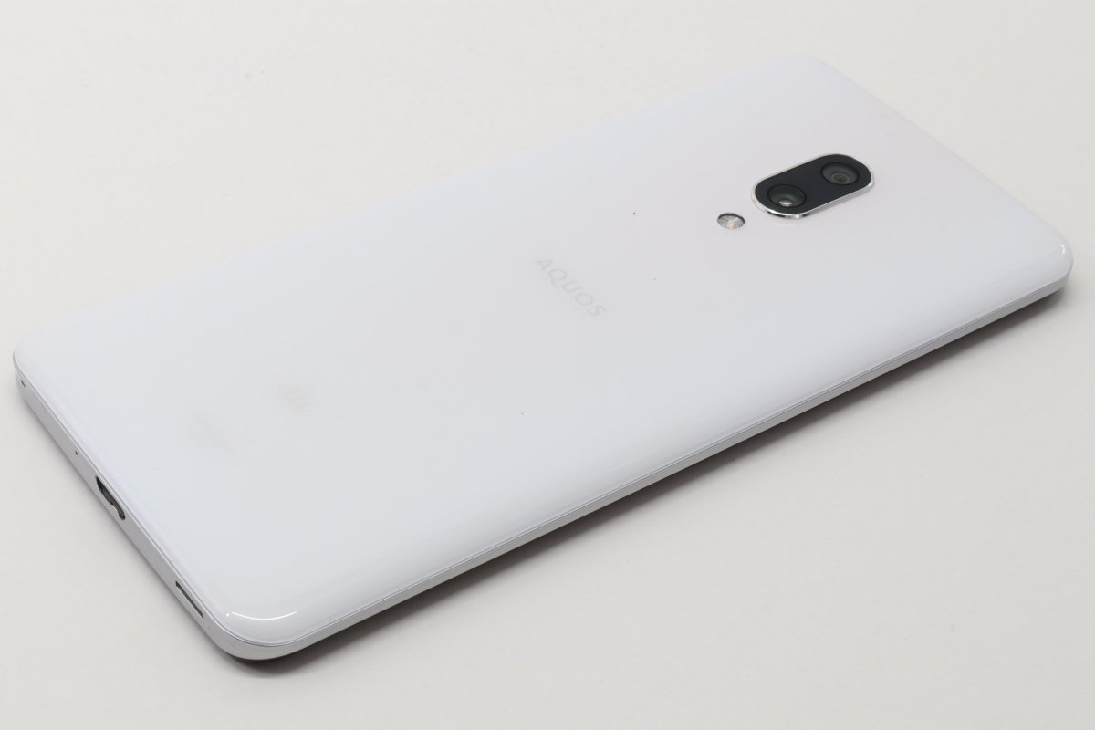 シャープ AQUOS zero2 SHV47 ミスティホワイト □au☆Joshin6440【1円
