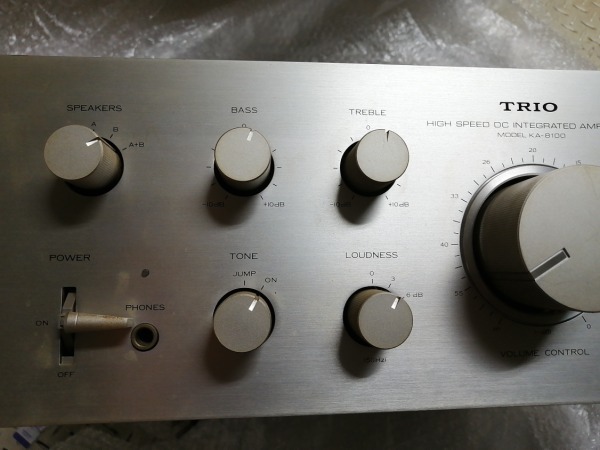 TRIO トリオ KA-8100 プリメインアンプ ∴ 64AD1-12 TRIO プリメインアンプ KA-8100 リターンズ: 64AD1-12 KA-8100）の動作確認・修理方法をお伝えします。1回目は、「診断編」です。