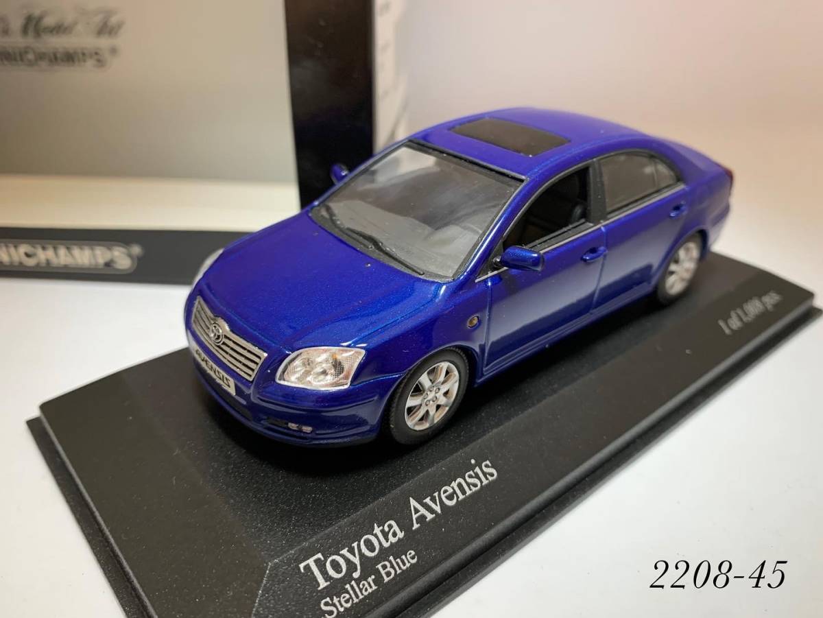 Miniature Minichamps 1/43 - Toyota Avensis Berline Rouge 2002 - Occasion Boîte Incluse