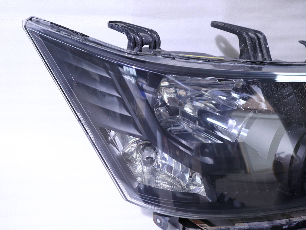 三菱 デリカD:5 純正 プロジェクターヘッドライト 左右セット HID 三菱 純正 加工 デリカ D5 CV1W CV5W HID ヘッドライト 左右 セット