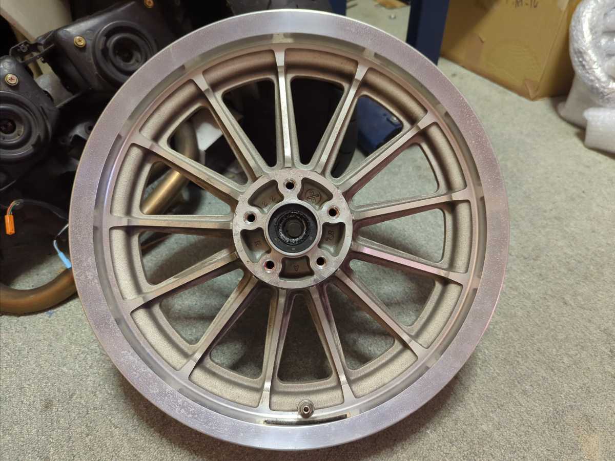 スポーツスター XL1200S HD純正 リア ホイール 綺麗です。 【公式通販】