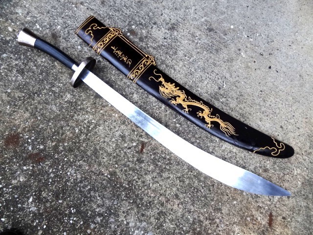 全長約99cm 刃幅約65mm 中国刀 青龍刀 青龍剣 上海宝剣 金属刃 三国志 太極拳 コスプレ 鋼の錬金術師 鬼滅の刃(ハンティングナイフ ...