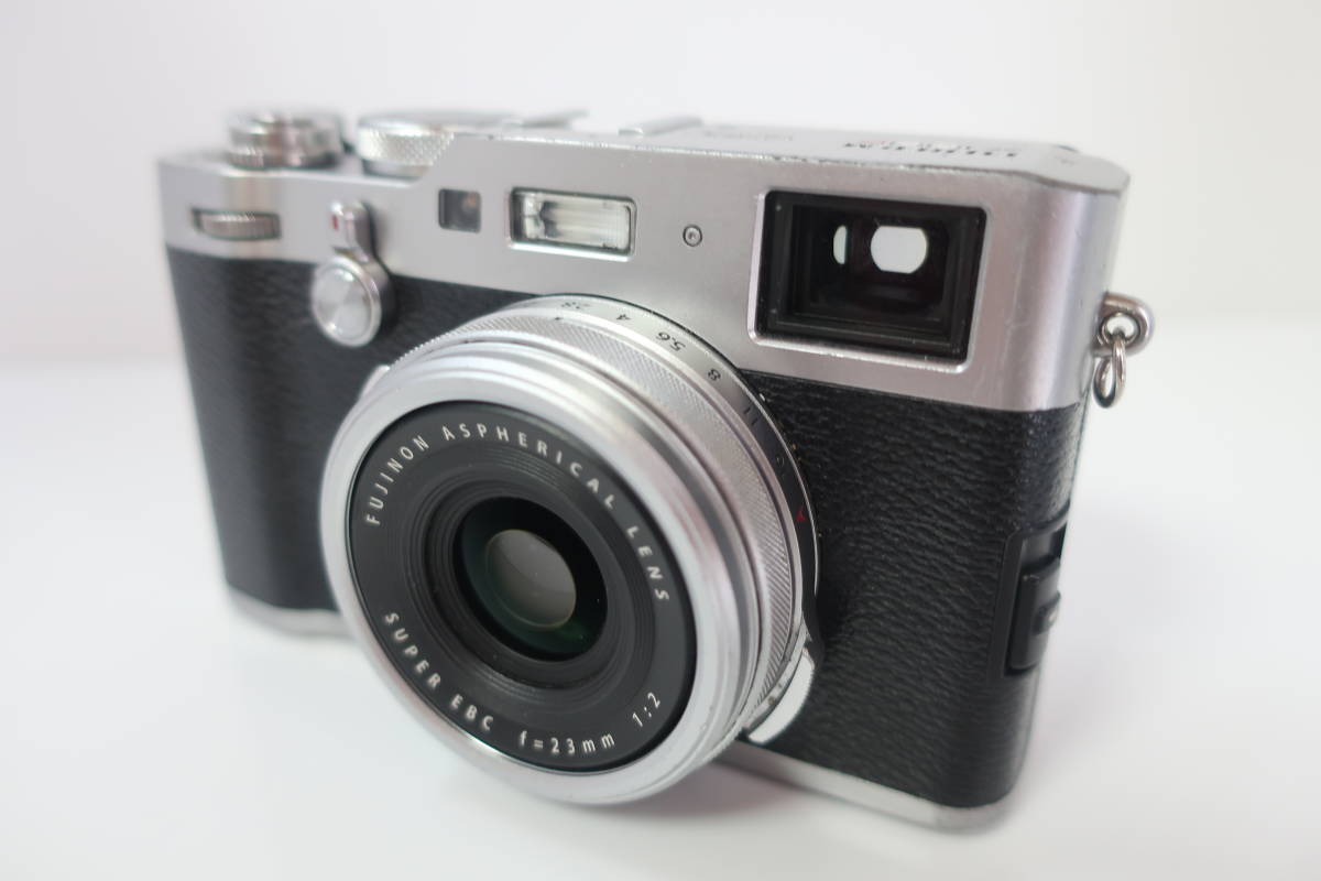 ☆ジャンク☆ FUJIFILM フジフィルム X100F 充電器付 #1806 X100F