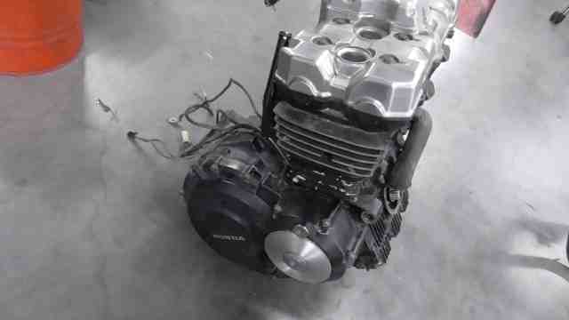 NC31 CB400SF エンジン NC31-1302xxx ⁄ SPECⅢ(SF4)エンジンに載せ換え