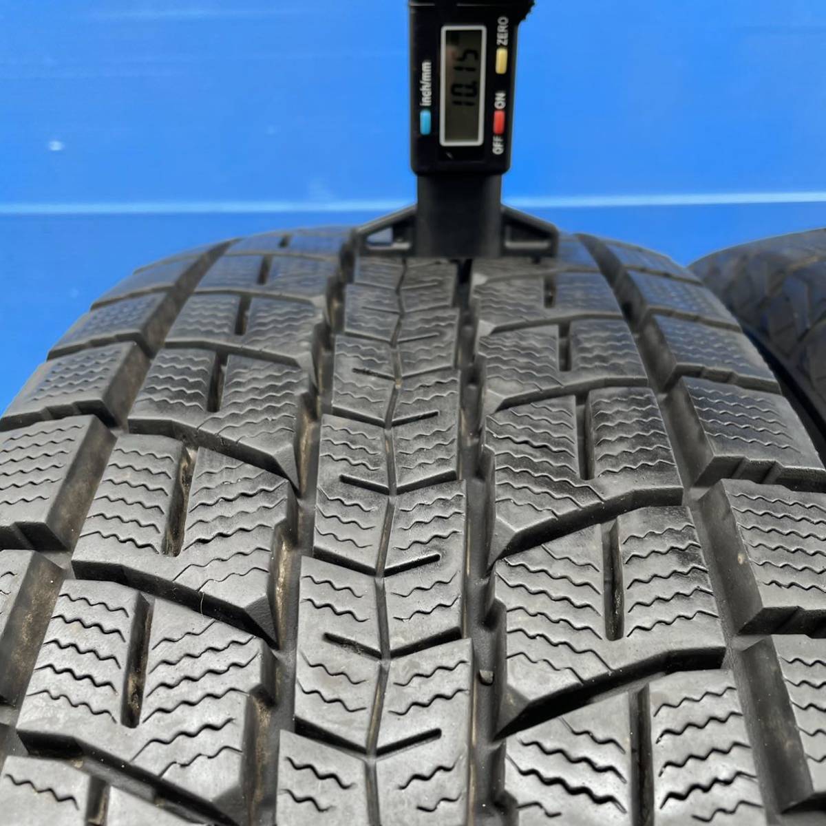 225/65R17 ダンロップ WINTER MAXX 225/65/17 スタッドレスタイヤ 4本