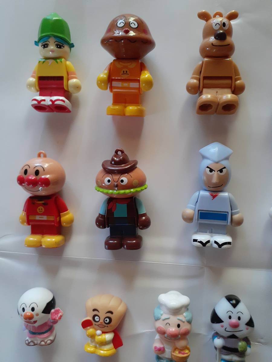 アンパンマンフィギュアセット(ブロックラボスイング、あつまれ