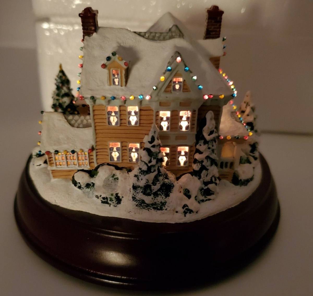 本物保証 トーマスキンケード Thomas Kinkade クリスマスの風景 ライト が灯る ミニチュア ハウス 小さな ジオラマ ①(その他)｜売買されたオークション情報、yahooの商品情報をアーカイブ公開 - オークフ その他